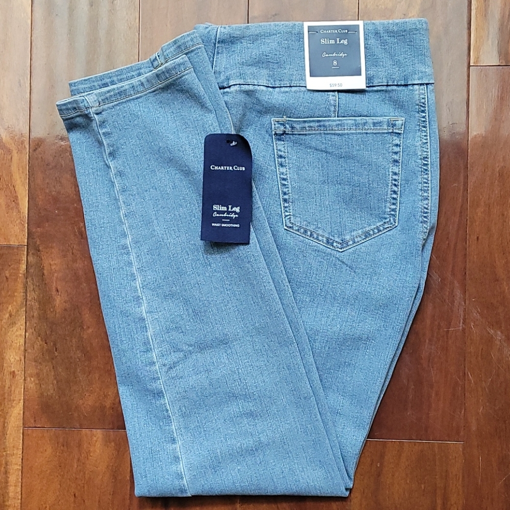 NEW Women's Charter Club Niagra Wash Pull On Denim
